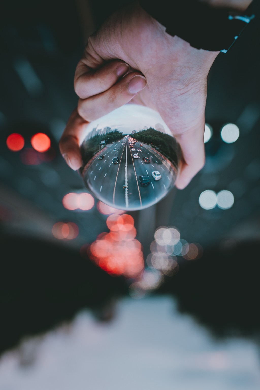 LENSBALL